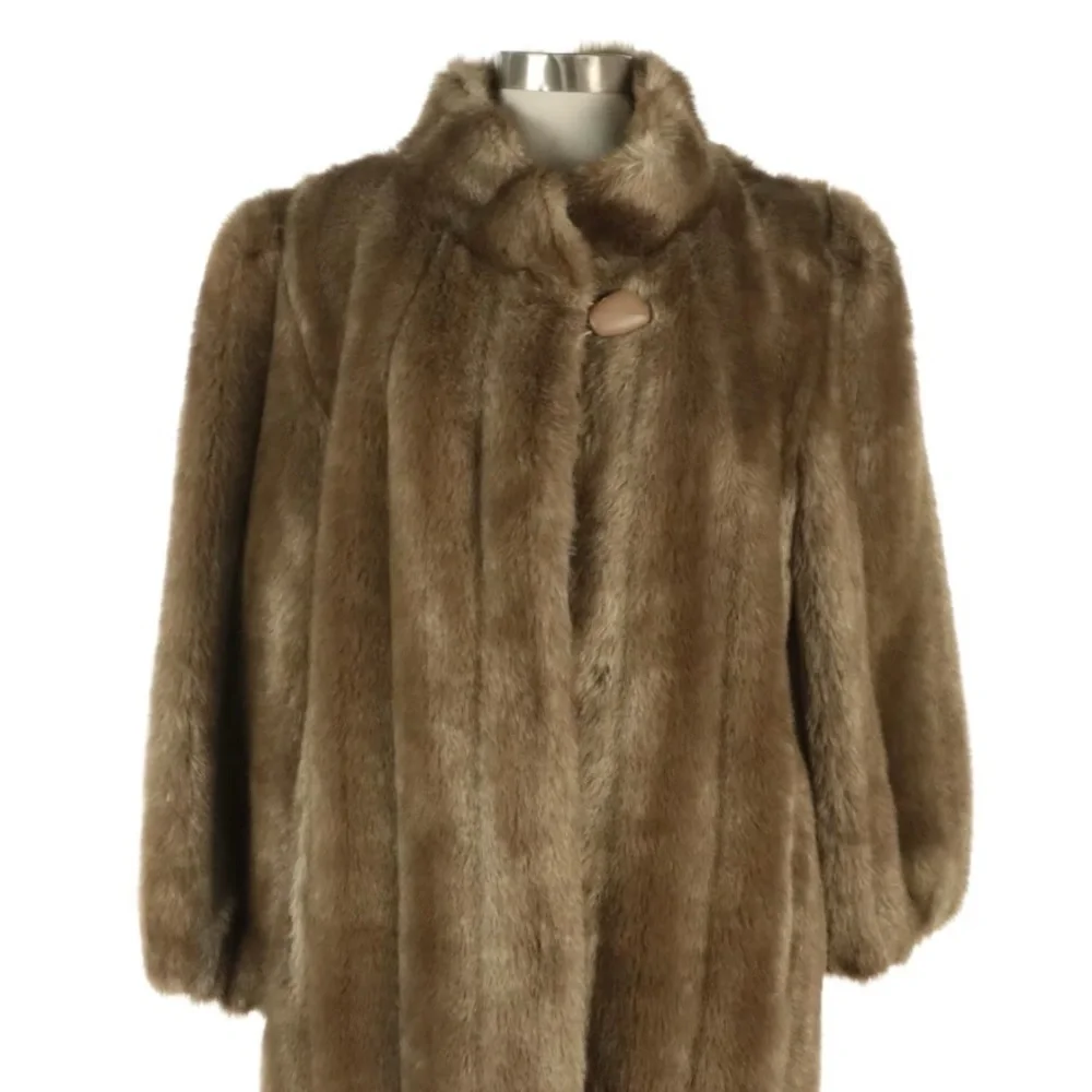 EUC Women’s Gorgeous Vintage Faux Fur Coat - Picture 8 of 14